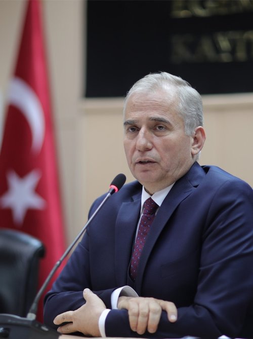 Osman Zolan kimdir, nereli, kaç yaşında? Denizli Büyükşehir Belediye Başkanı Osman Zolan’ın hayatı ve siyasi kariyeri...