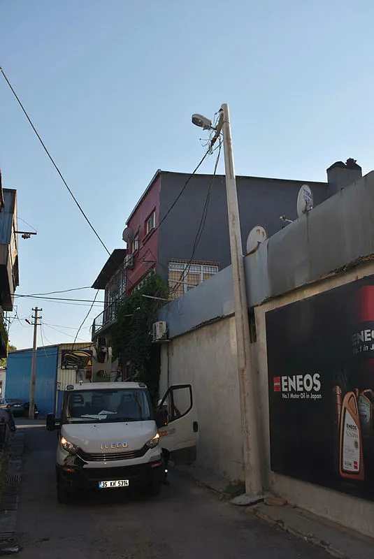 Esnaf, sokağa TIR’ların girmesini istemiyor