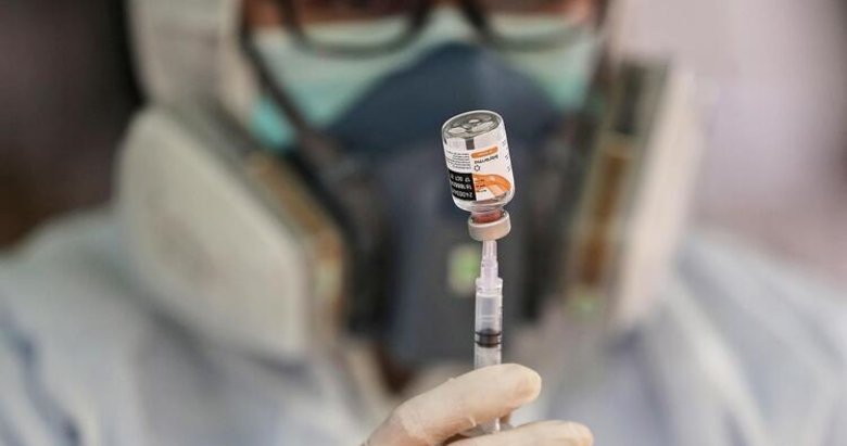 ’Sinovac güvenli mi? sorusu cevap buldu! Yan etkileri...