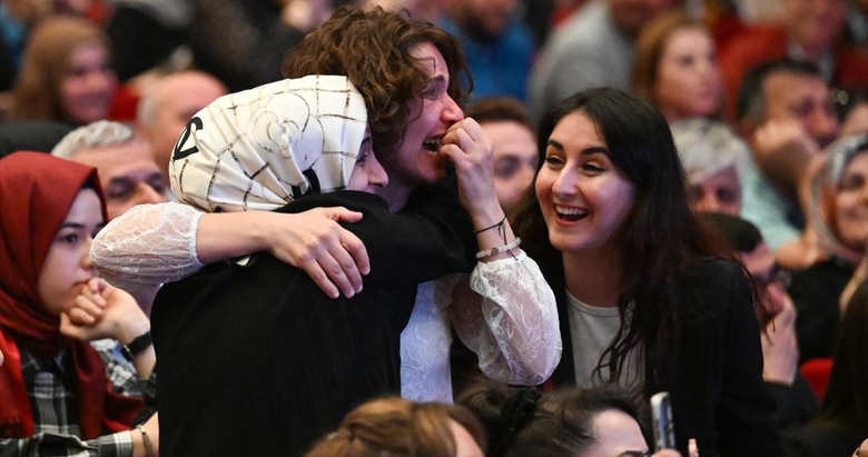 Gözler MEB’de! 10 bin öğretmen ataması ne zaman? AGS branş ve kadro dağılımı açıklandı mı?