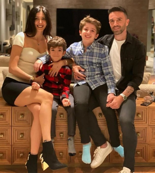 Futbolcu Gökhan Gönül’ün eşi Hatice Gönül’ün panik halleri gerçeği ortaya çıkardı
