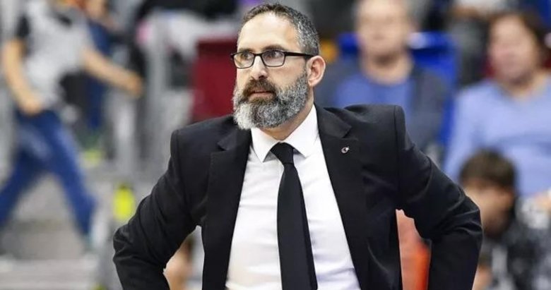 Erhan Ernak istifa etti