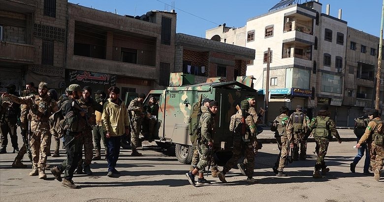 Suriye’nin Dera ilinde devrik rejim unsurlarına yönelik operasyon başlatıldı