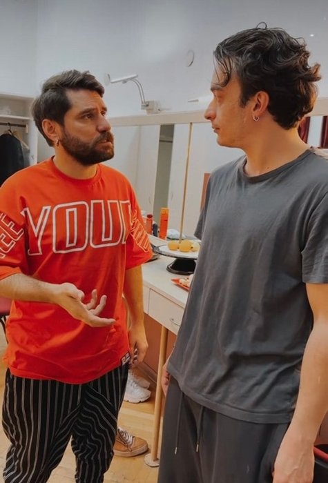 Amasya’daki minibüs kazasında yaralanmıştı! Tiyatro oyuncusu Özgür Ayaz taburcu edildi