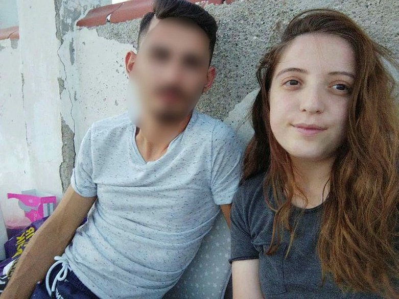 1 yıllık karısını fön makinesinin kablosuyla boğdu