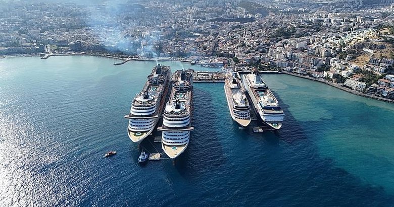Kuşadası’na 5 kruvaziyerle 10 bin 916 turist geldi