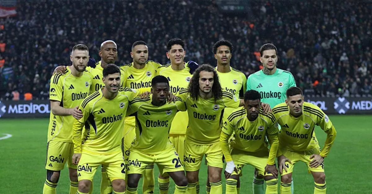 Fenerbahçeli oyuncu operasyon geçirdi!