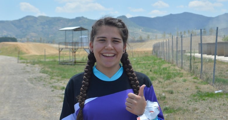 Motokros şampiyonasında Türkiye’yi temsil edecek ilk kadın! Irmak Yıldırım’ın heyecanlı bekleyişi