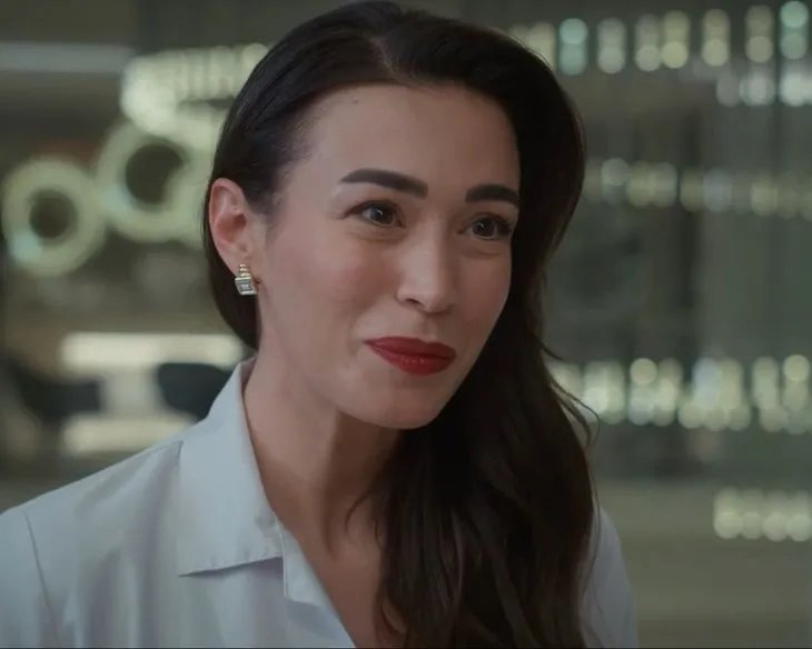 Güzel oyuncu Ecem Özkaya fena patladı! O mesajları ifşa etti