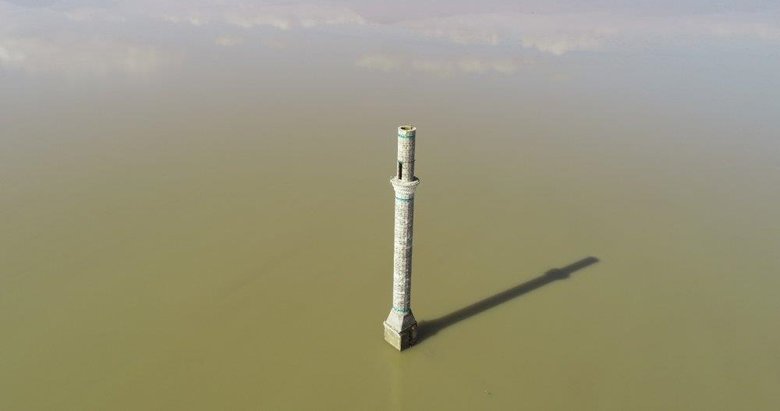 Rekor yağışın ardından kuraklığın simgesi Tahtalı Barajı yeniden sular altında!