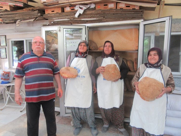 Afyonkarahisar’ın meşhur lezzeti: Patatesli köy ekmeği