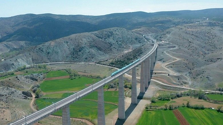 Bakan Uraloğlu duyurdu! Yüksek hızlı trenlerle 110 milyon yolcu seyahat etti