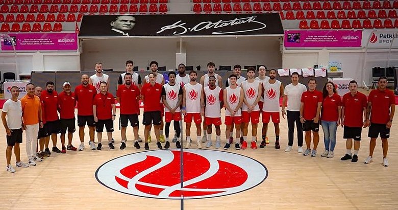 İzmirliler kapışıyor