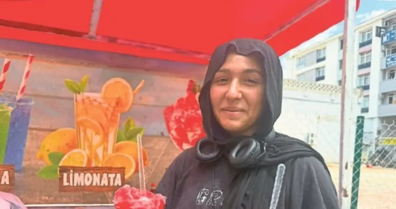 Kar satıp ailesine destek oluyor