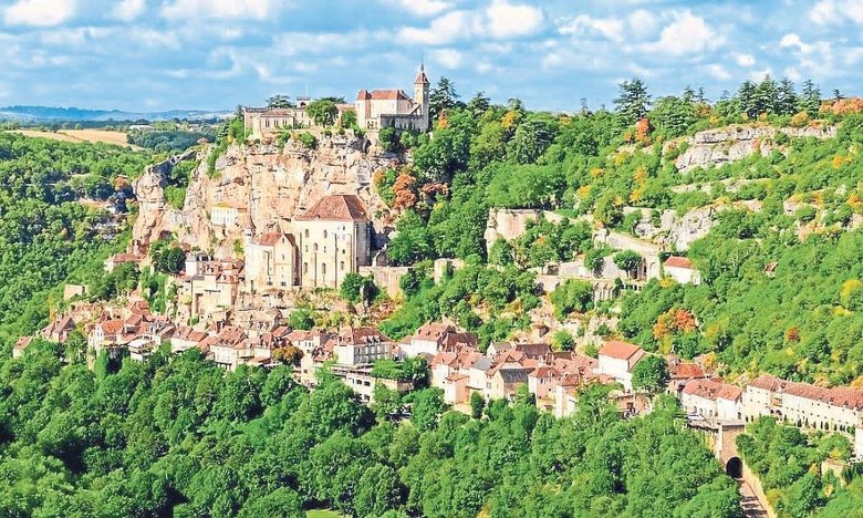 Yüreklere korku salan yükseklerdeki köyler