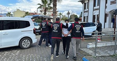 Fethiye’de 2 villaya uyuşturucu baskını!