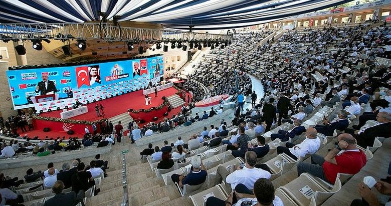 Kurultayda korkulan oldu, CHP’de vaka sayısı 78’e yükseldi! Başkan Halil Arda ve eşi de var...