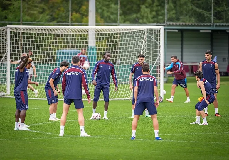 trabzonspor-besiktas-maci-saat-kacta-hangi-kanalda-ts-bjk-maci-canli-izleme-1792412498118.jpeg