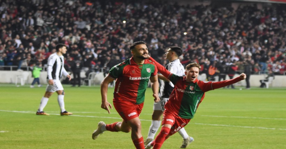 Ömer Faruk’tan müthiş dönüş