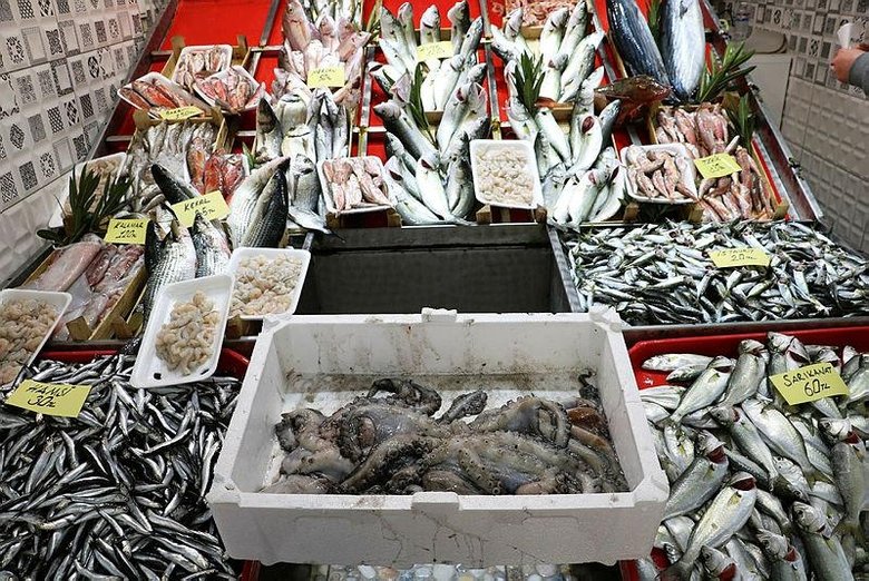 Kilogram fiyatı 55 liraya düşen ahtapot tezgahların gözdesi oldu