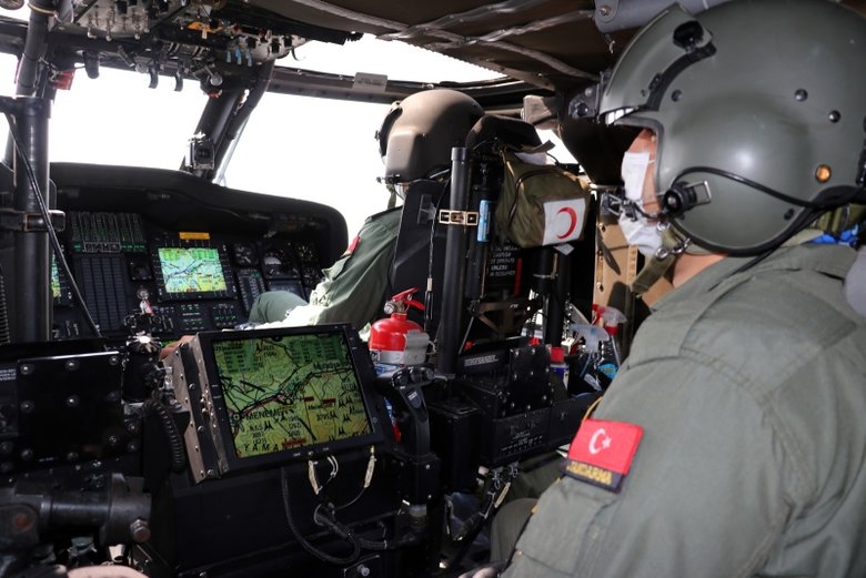 İzmir’de jandarmadan helikopterli trafik denetimi