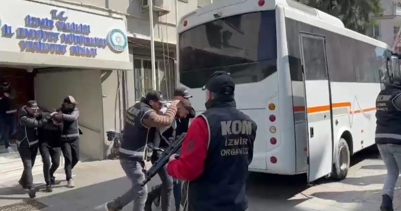İzmir merkezli ’Mahzen 13’ operasyonu! 15 şüpheli tutuklandı