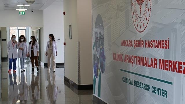 Yerli aşımız bu klinikte üretiliyor! Bulunduğu odaya sadece tek bir kişi girebiliyor