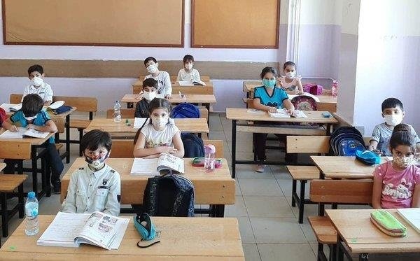 Sağlık ve Milli Eğitim Bakanlığı yüz yüze eğitim şartlarını belirledi