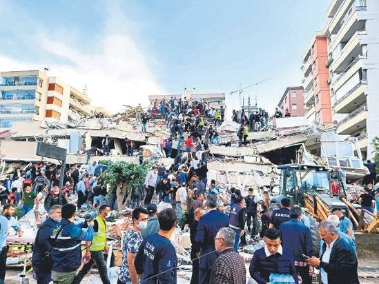 İzmir ve çevresinde yıkıcı deprem üretecek fay yok