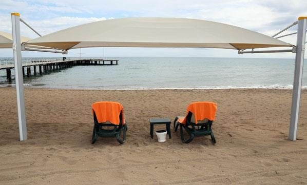 Bodrum Türkbükü’nde şezlong fiyatları şoke etti!