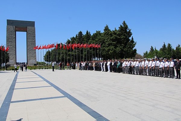 Çanakkale’de 15 Temmuz şehitleri ’Şehitler Abidesi’nde anıldı