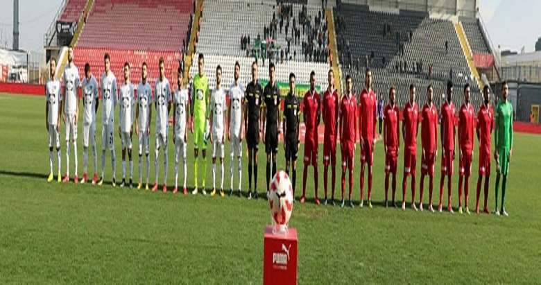 Akhisarspor, Manisa 19 Mayıs Stadı’na veda etti