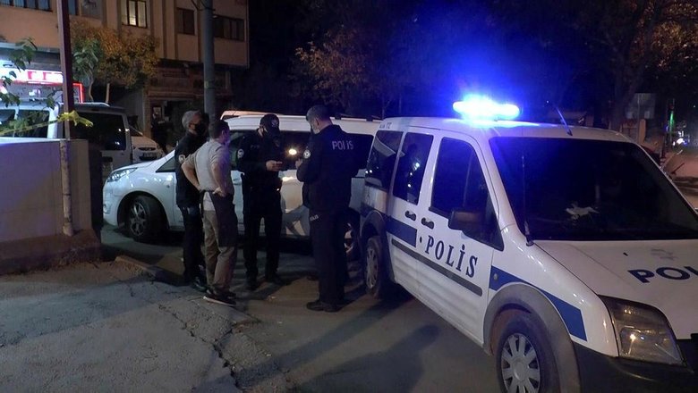 Karnını doyurmak için oturduğu kokoreççide ayağından vuruldu