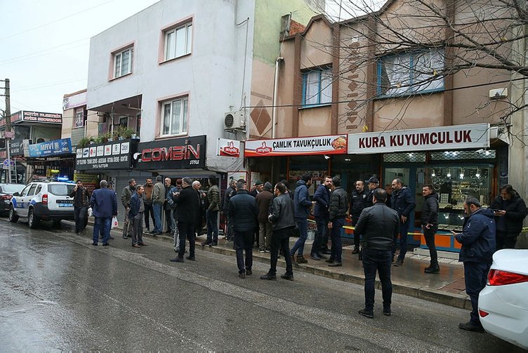 İzmir Buca’da kuyumcu soygunu! 2 kişi silahla yaralandı
