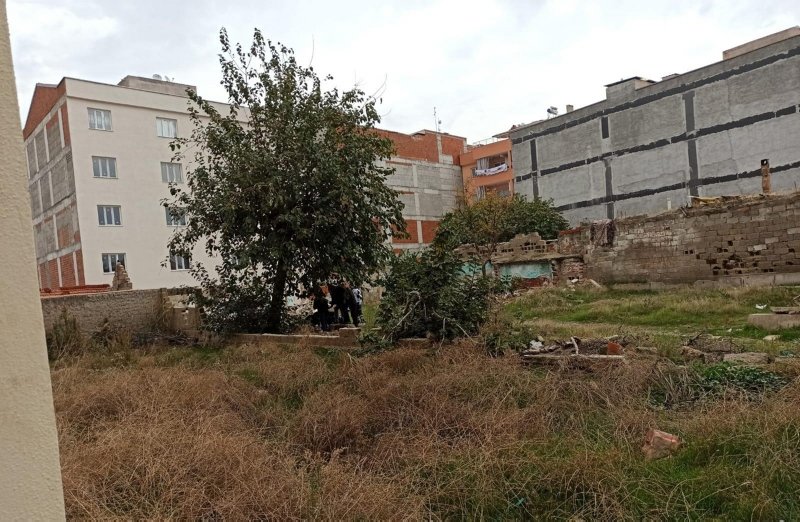Manisa�da boş arsada bebek cesedi bulundu Manisa Haberleri