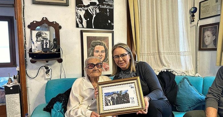 AK Partili Çankırı 108 yaşındaki asırlık çalıkuşu Sabiha öğretmenle bir araya geldi