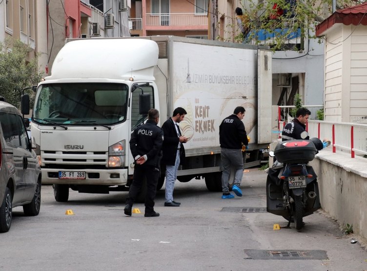 İzmir’de yol verme kavgası cinayetle bitti