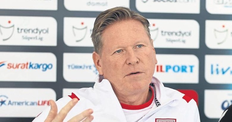 Kayserispor’da Gisdol dümende