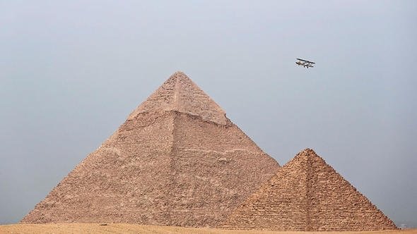 Piramitlerin sırrı çözüldü mü? Bilim insanlarından korkutan iddia