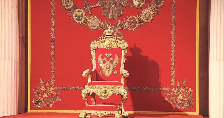 Tarihin görkemini taşıyan ihtişamlı tahtlar