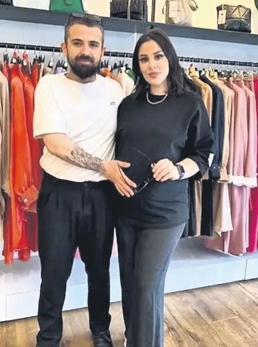 Ferdi Tayfur’un cenazesindeki yaşanan olayları Necla Nazır anlattı: Bilerek linç ettirmeye çalışıyorlar kızımı