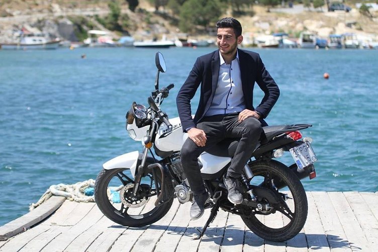 İzmir Foça’da feci kaza! Hafif ticari araçla çarpışan motosikletli öldü