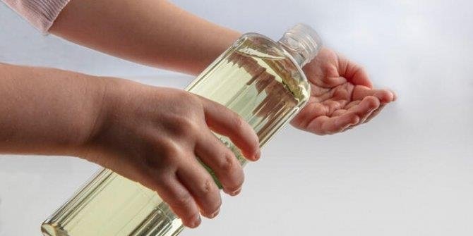 Kolonyada metil alkol uyarısı: Kör edip ölüme kadar götürebilir