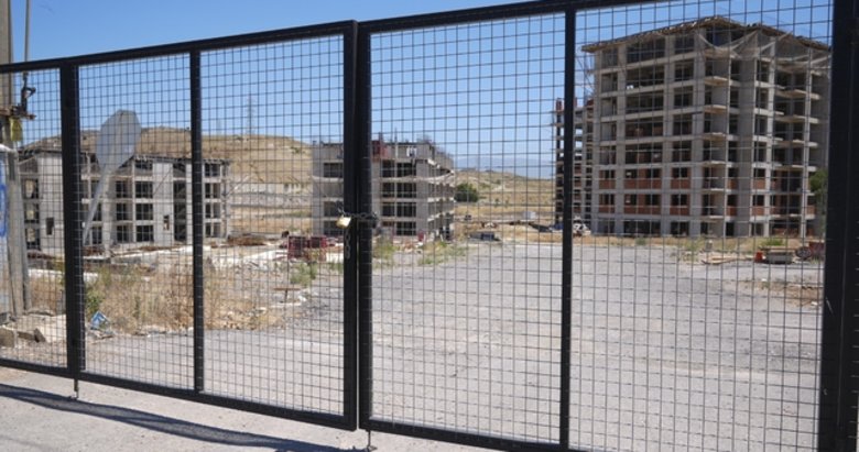 İzmir’deki kentsel dönüşüm hak sahipleri mağduriyetlerinin giderilmesini istiyor