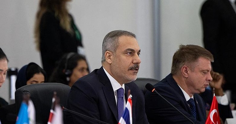 Bakan Fidan zirvede önemli mesajlar verdi: İsrail saldırılarının sonuçları küresel ölçekte hissedilecek