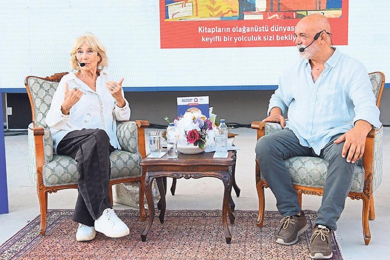 D&R Urladam Kitap Festivali’nde Kulin ve Ortaylı izdihamı