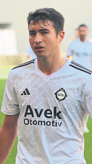 Altay’ın umut kapısı gençler