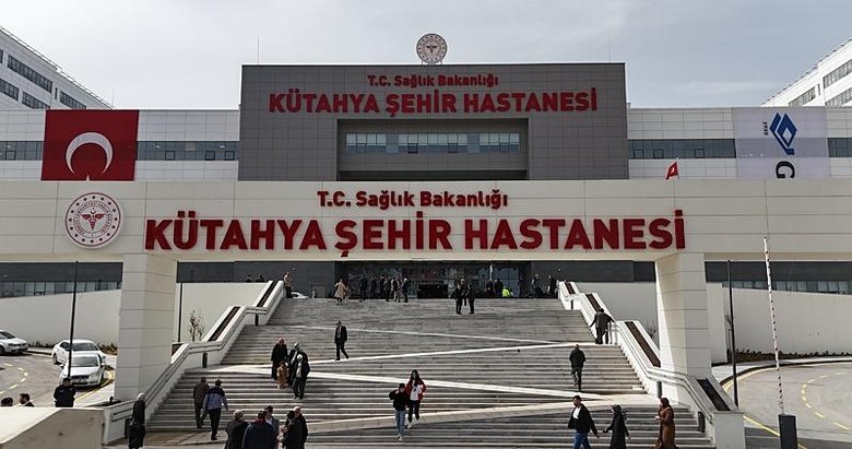 Kütahya Şehir Hastanesine yoğun ilgi! Çevre illerdekiler de yararlanıyor
