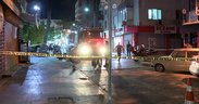 İzmir Bornova’da gece yarısı korkutan patlama! O anlar kamerada