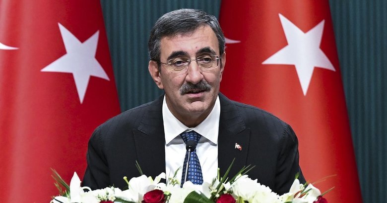 Cevdet Yılmaz: Türkiye ekonomisi 17 çeyrektir büyüyor